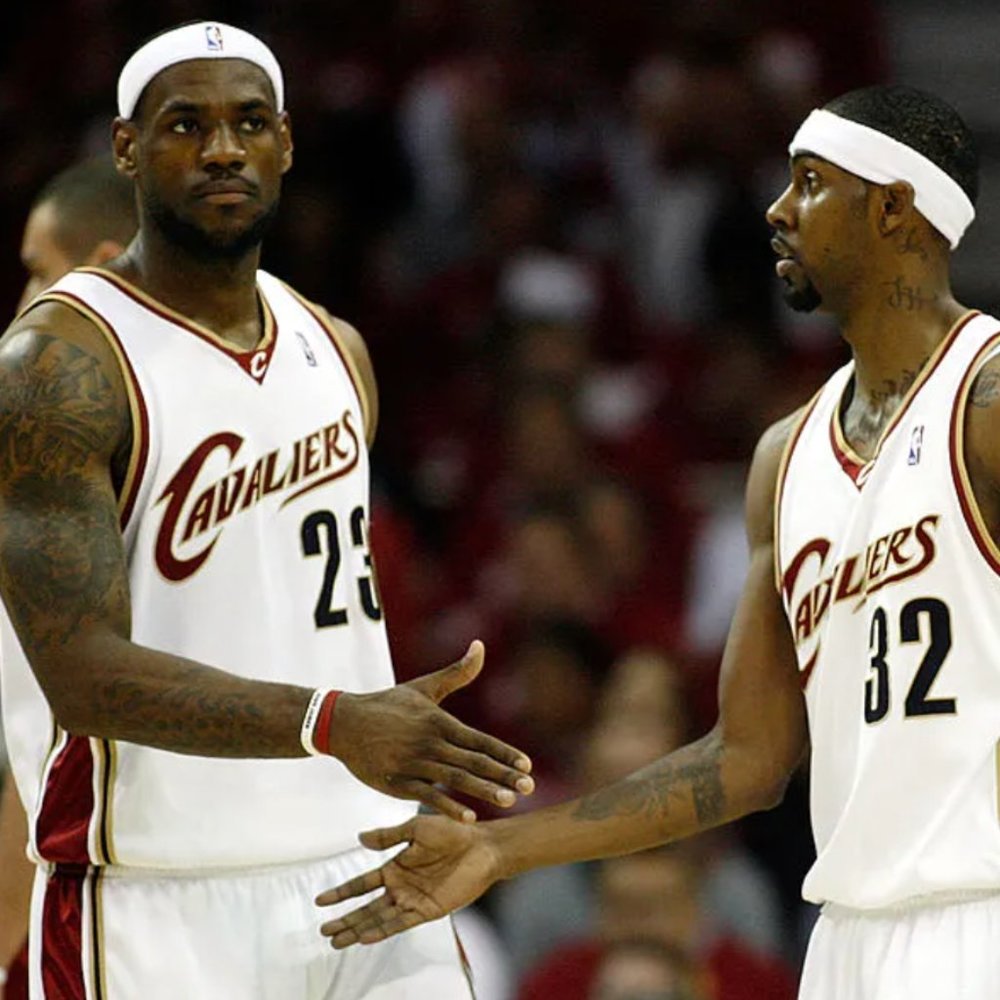 Lebron James Jersey, size XL kids. (S adults)